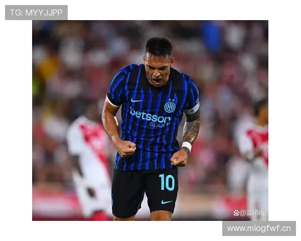 劳塔罗与同代前锋对比:稳定性与上限空间解析