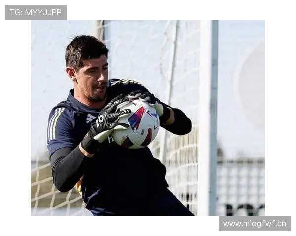 库尔图瓦：2022欧冠决赛9扑神级表演封神的巅峰之夜