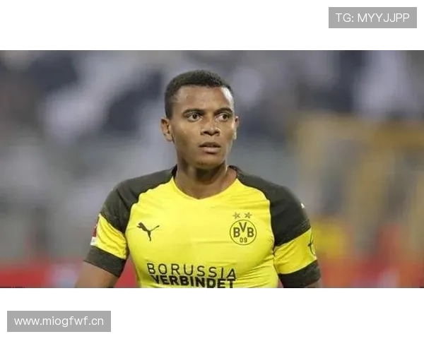 多特防线表现持续不稳,防守漏洞逐步体现 多特防线表现持续不稳,防守漏洞逐步体现