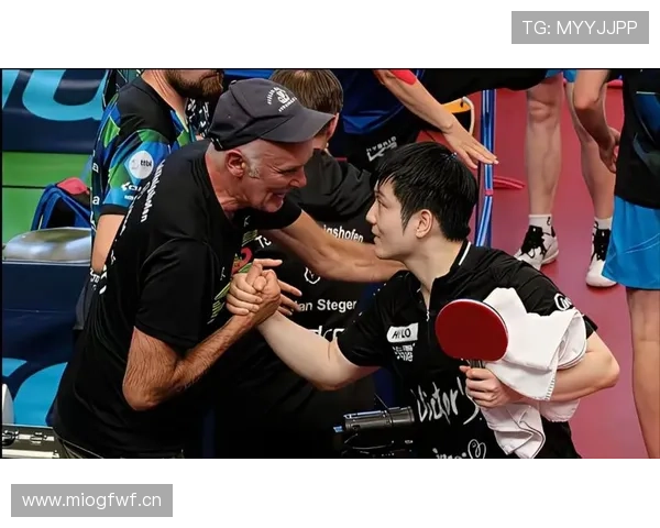 樊振东训练完直接去吃人均三千的私房菜？